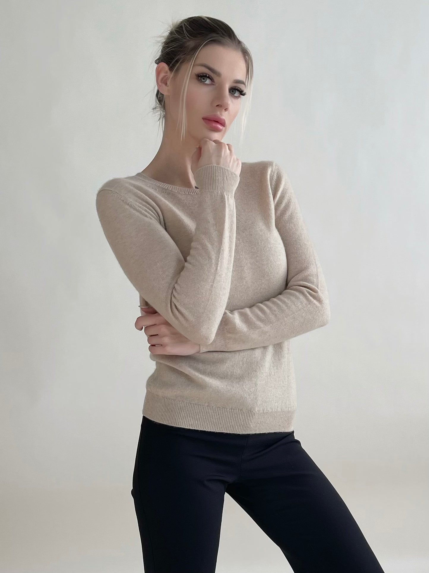 Essential Women Crew Neck Sweater