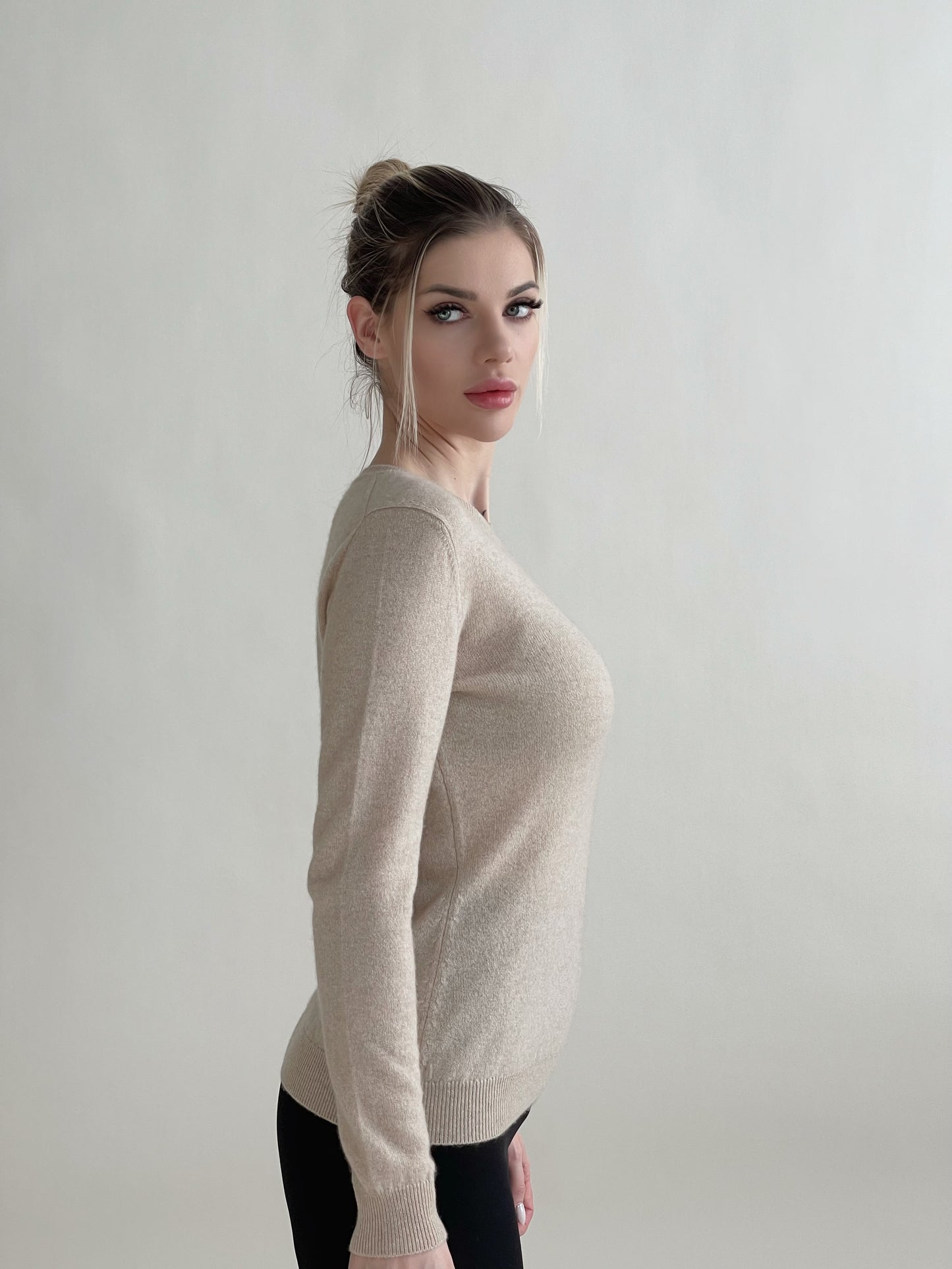 Essential Women Crew Neck Sweater